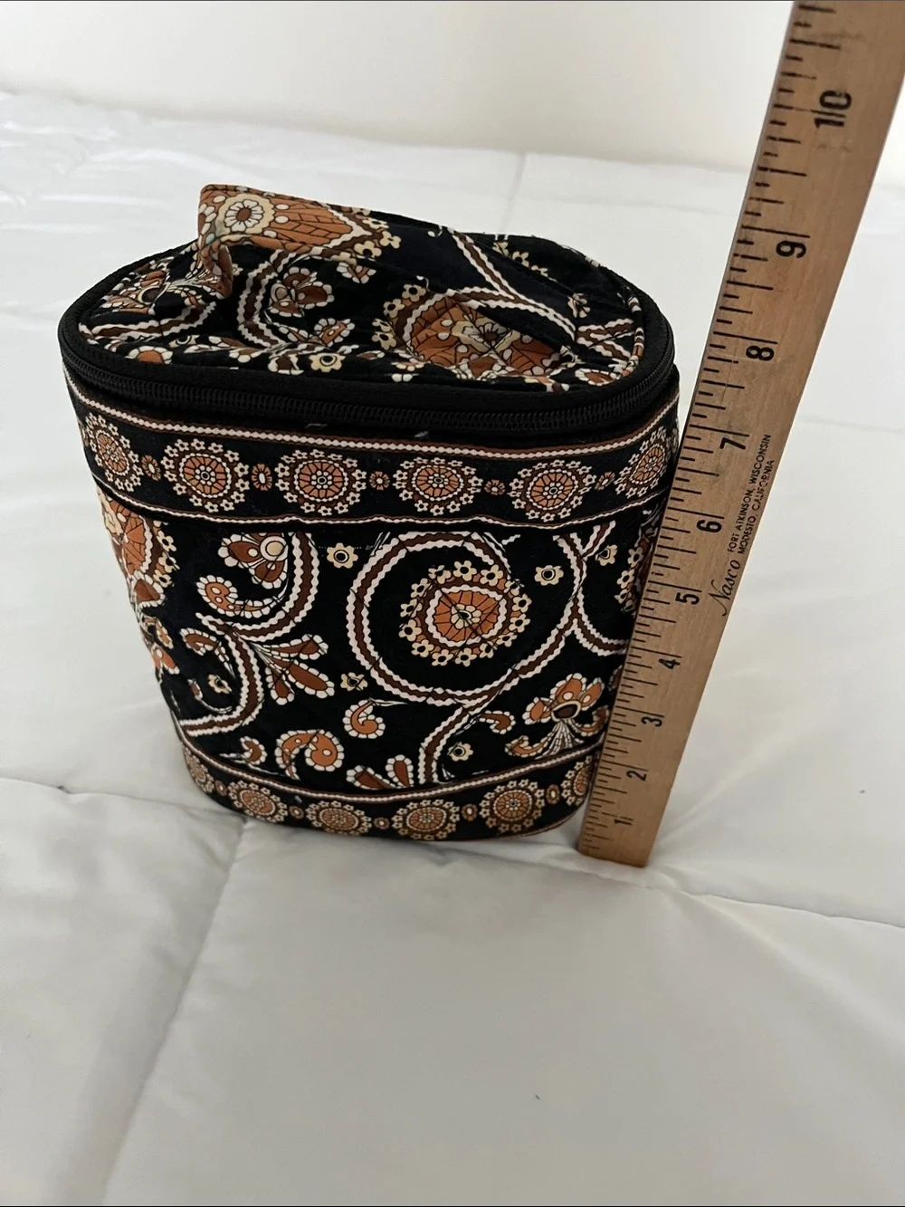 Vera Bradley Black and Brown Floral Quilted Cosmetic Case,  Cool Keep lunchbox